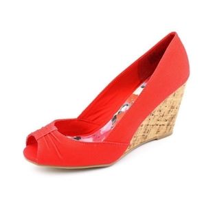 Rampage Kayson Wedge Espadrilles Heel size 6